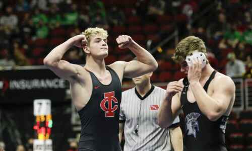 Hawkeye wrestling and football commit Ben Kueter captures World gold