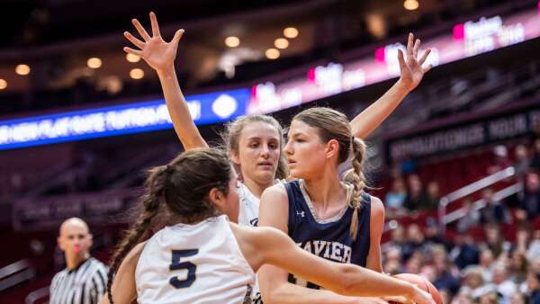 Heelan ends Xavier’s title reign, and does it emphatically