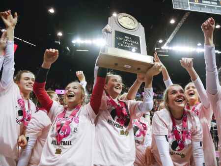 Iowa high school state volleyball: Championship scores, stats and more