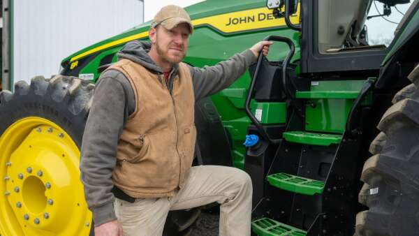 Farmers find problems with right-to-repair agreement