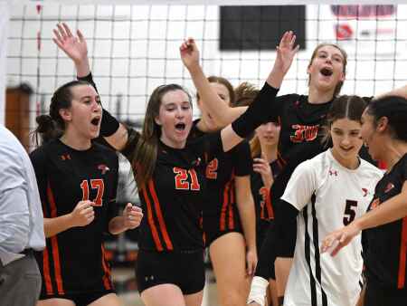 Photos: Central City vs. Springville in regional volleyball semifinals