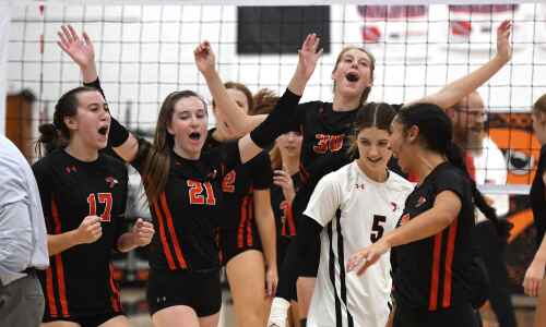 Photos: Central City vs. Springville in regional volleyball semifinals