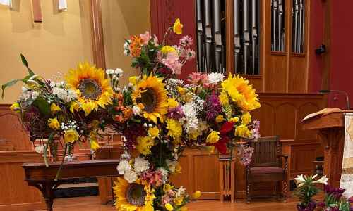 ‘Flowering of the Cross’ to mark Easter service