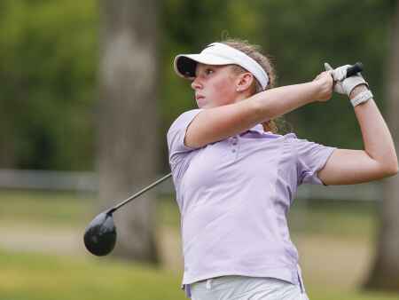 Cedar Rapids Washington finishes fourth in tough girls’ golf field