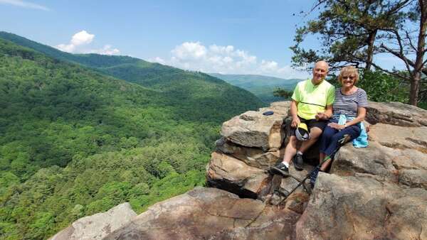 Kalona 77-year-old swaps restful retirement for 2,193-mile Appalachian trek