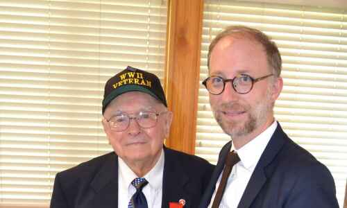 Washington’s Marion Turnipseed receives French medal for WWII service