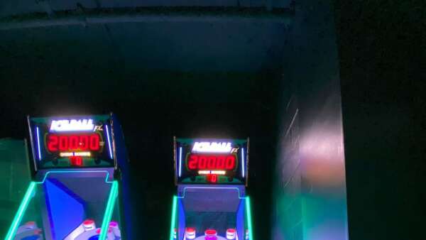 Arcade bar opens off Ped Mall in Iowa City