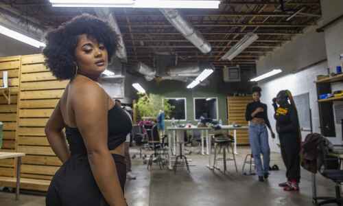 Iowa City fashion activist is taking youth to the cleaners
