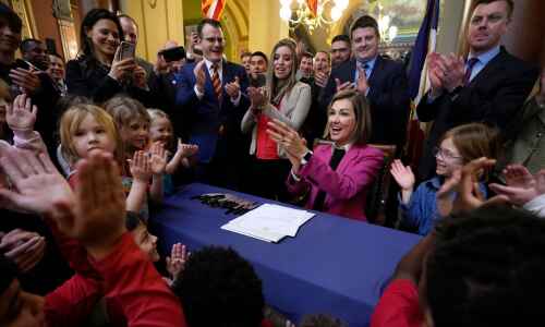 Iowa House lawmakers advance 3% public education increase