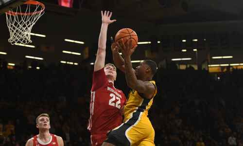 Hawkeye men need to shake off their road cold to beat Wisconsin