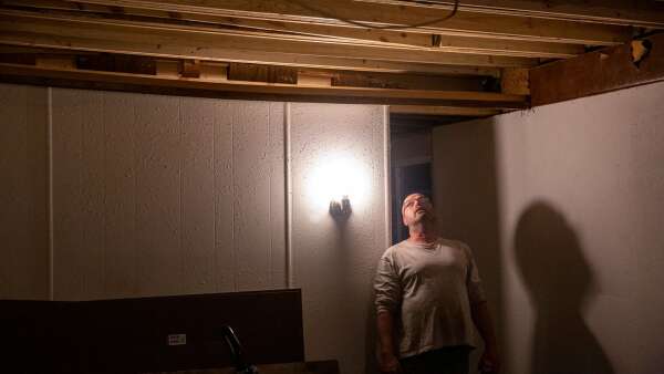 Photos: Cedar Rapids couple still fighting to recover from derecho