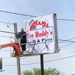 Fry Daddy’s bringing new sandwiches, pizza to Cedar Rapids