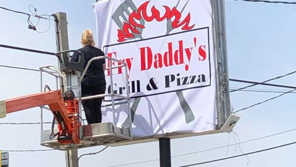 Fry Daddy’s bringing new sandwiches, pizza to Cedar Rapids