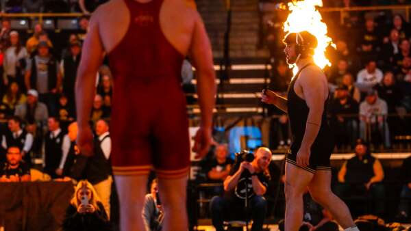 Wrestling Weekend That Was: Cy-Hawk dual lived up to the hype
