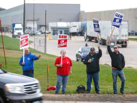 Deere workers hopeful strike will end soon