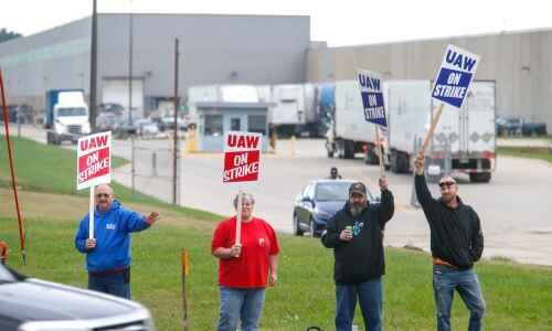 Deere workers hopeful strike will end soon