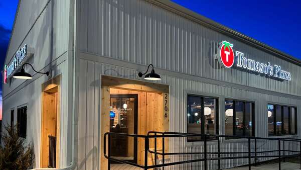 Tomaso’s opens in new location