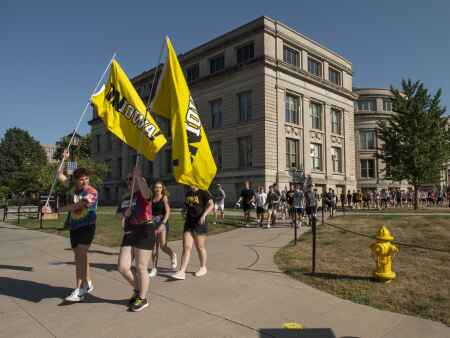 University of Iowa urges ‘healthy Hawkeyes’ in pre-semester celebrations