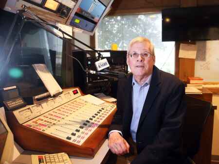 KMRY radio’s Rick Sellers set to retire