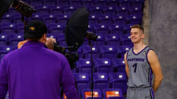 Young Iowans starting to make a big impact for UNI men’s basketball