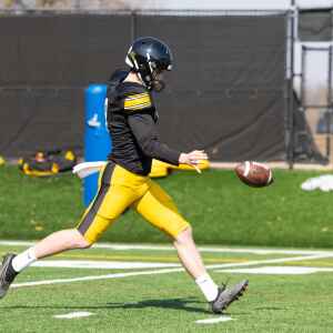 Rhys Dakin has ‘big shoes to fill,’ works to chart own path at punter