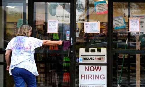 Iowa sees climb in new jobless claims