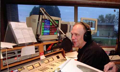 Longtime Cedar Rapids radio personality Ric Swann dies