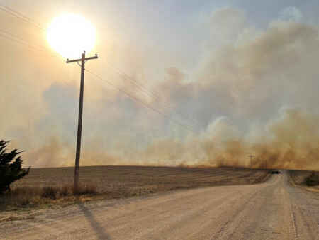 Fires in Nebraska, Iowa spur evacuations, destroy homes