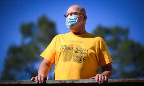 First COVID patient in Iowa gets double lung transplant
