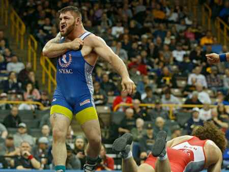 30-year-old Olympian Ben Provisor wins national title after announcement to attend Grand View