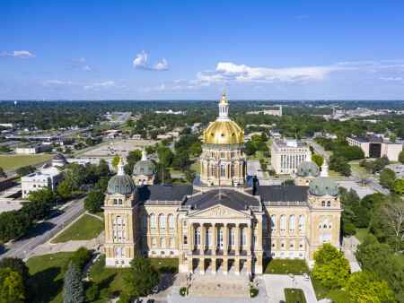 Iowa’s budget surplus grows to nearly $2 billion