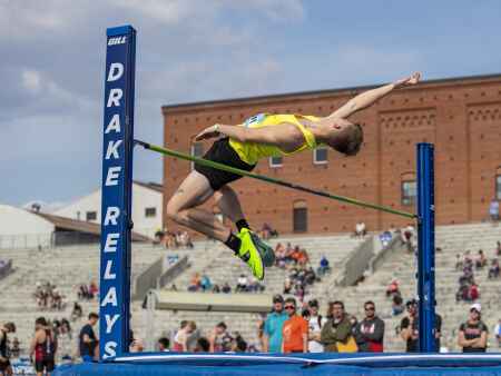 Thursday’s Drake Relays live updates, results