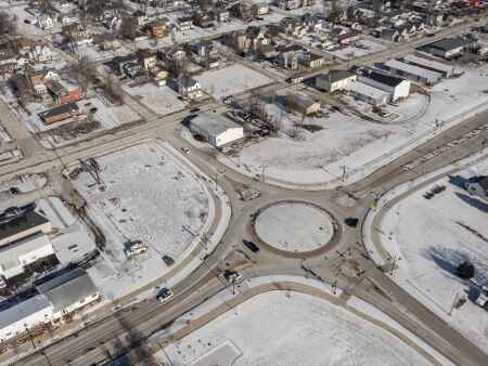 Cedar Rapids plans to nearly double roundabouts by 2024