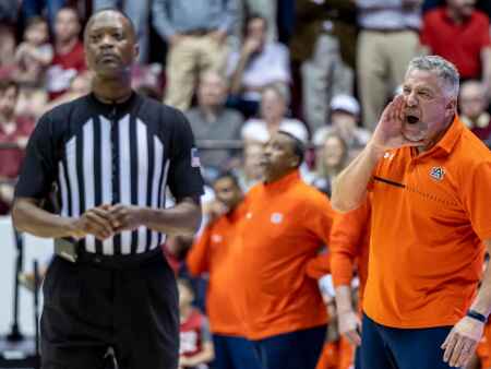 Bruce Pearl to Iowa: ‘I’ve changed all the play-calls.’