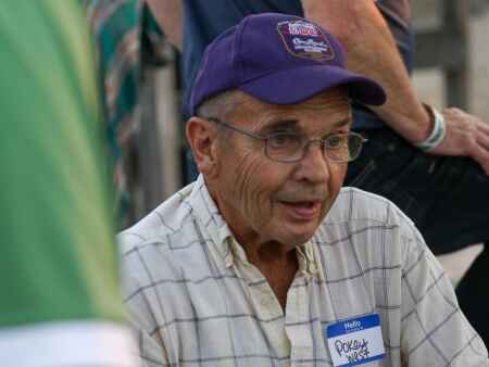 Decades worth of legends inducted into Wall of Fame at Hawkeye Downs