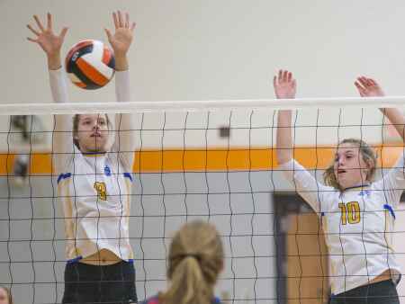 Benton-CCA, Bettendorf-West highlight Thursday’s 5A and 4A regional volleyball semifinals