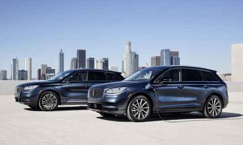 Lincoln Corsair brings affordable luxury, an orchestra, to its small SUV
