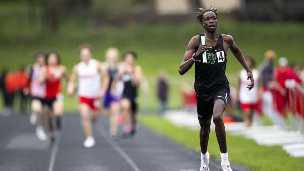 West’s Moustafa Tiea dazzles in the middle distances at Forwald-Coleman Relays