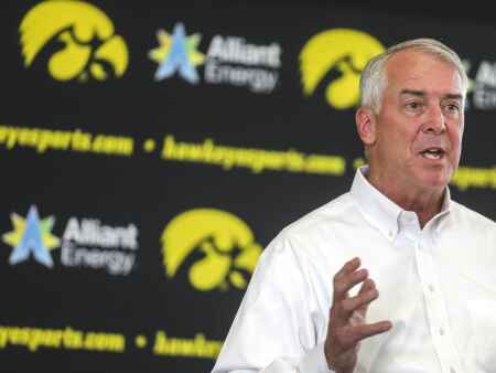 Iowa AD Barta discusses Big Ten’s plans on expansion, divisions