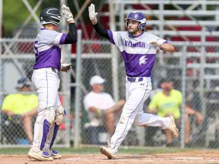 Lansing Kee knocks off No. 1-seed Remsen St. Mary’s
