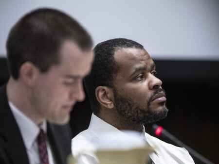 Trial for Chicago man delayed Thursday for snow, resumes Friday