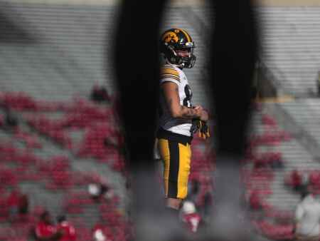 Hawkeyes become underdogs again with West title chances waning