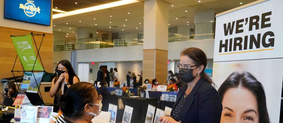U.S. jobless claims reach a pandemic low