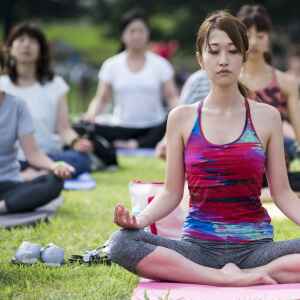Manage your stress with meditation