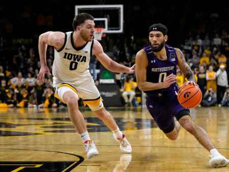 Iowa-Northwestern men’s basketball glance: Time/TV/other info