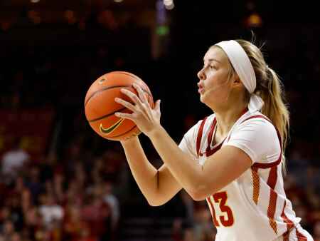 Iowa State beats Kansas State with Maggie Espenmiller-McGraw’s banked-in 3