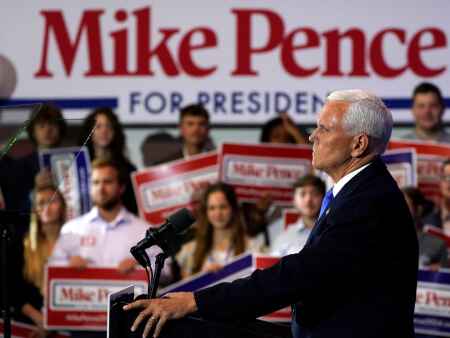 Pence in Iowa makes presidential campaign official, draws contrasts with Trump