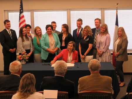 Reynolds signs physician assistant reform at WCHC