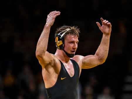 Iowa’s Max Murin is getting results with ‘pizazz’
