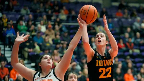 Iowa women will face UConn for the Phil Knight Legacy title